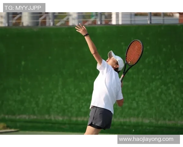 李秀英独家分享网球技巧与心得助你提升球技的全方位指南